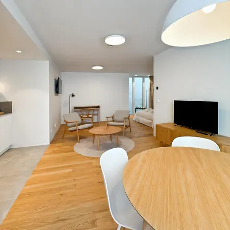 Apartmanhotel Housingcoruna Rua Do Anxo