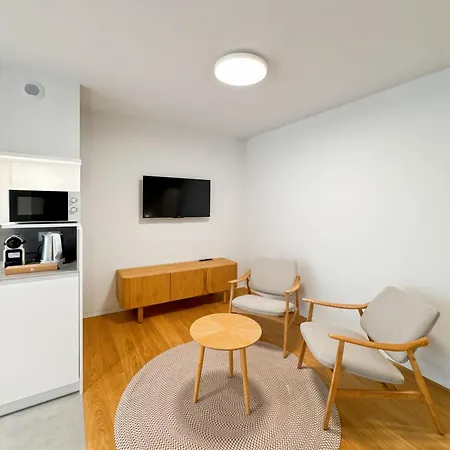 Apartahotel Housingcoruña Rua Do Anxo A Coruña