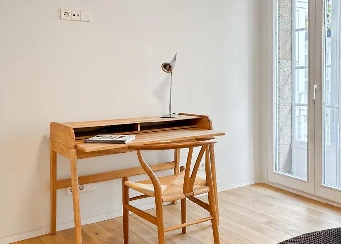 Aparthotel Housingcoruna Rua Do Anxo A Coruna