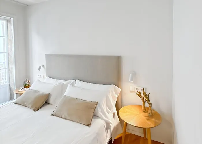 Aparthotel Housingcoruna Rua Do Anxo