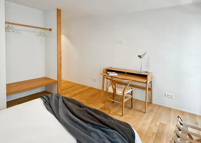 Housingcoruna Rua Do Anxo Aparthotel