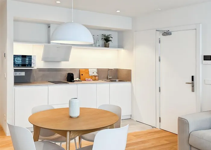 Housingcoruna Rua Do Anxo Aparthotel A Coruna