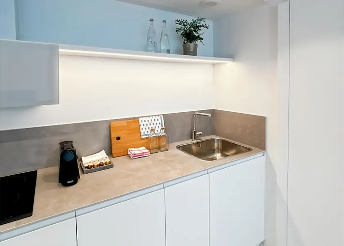 Housingcoruna Rua Do Anxo 3*