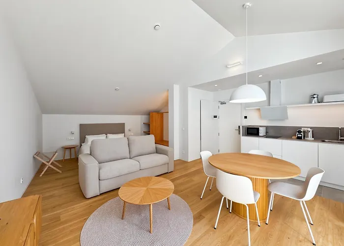 Housingcoruna Rua Do Anxo Aparthotel 3*