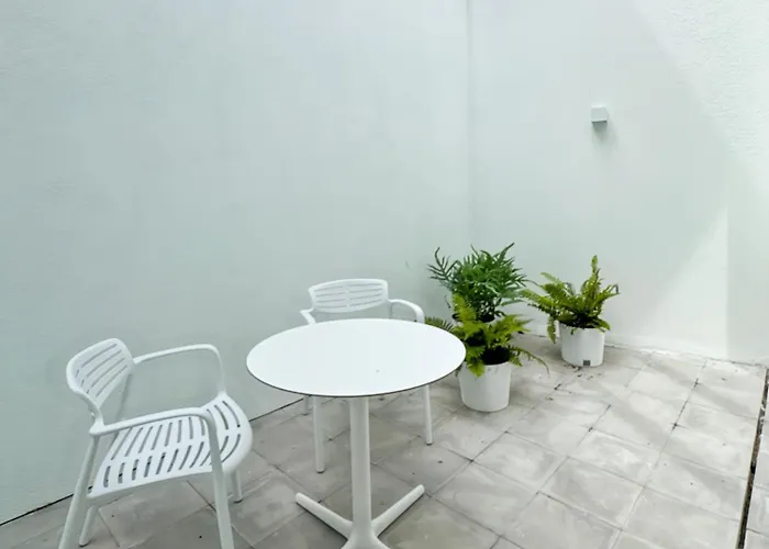 Aparthotel Housingcoruna Rua Do Anxo A Coruna