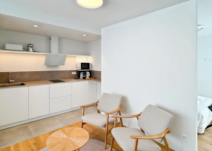 Housingcoruna Rua Do Anxo Aparthotel A Coruna