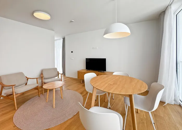 Housingcoruna Rua Do Anxo 3*