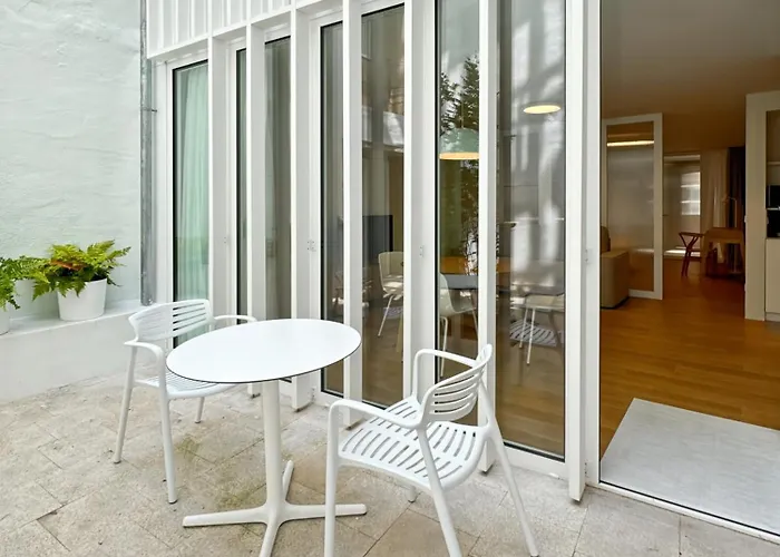 Housingcoruna Rua Do Anxo 3*