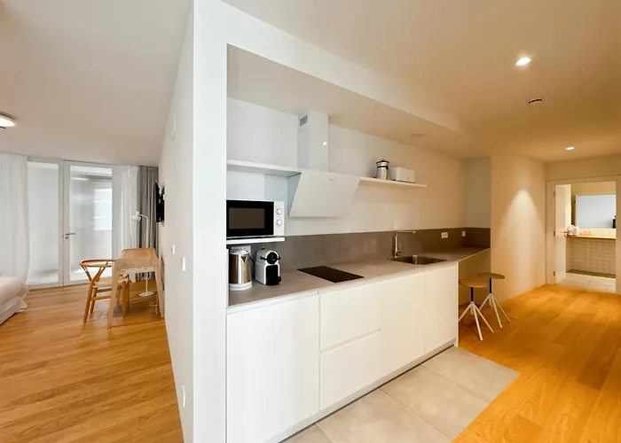 Housingcoruna Rua Do Anxo Aparthotel A Coruna