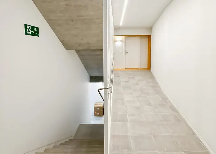 Aparthotel Housingcoruna Rua Do Anxo 3*