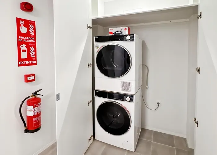 Aparthotel Housingcoruna Rua Do Anxo