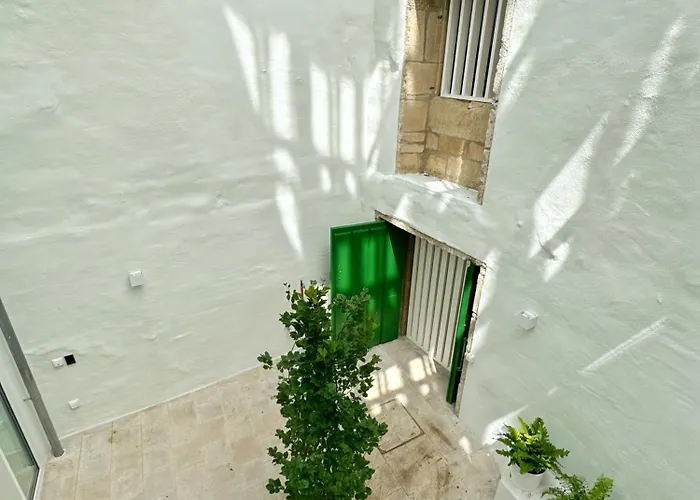 Aparthotel Housingcoruna Rua Do Anxo